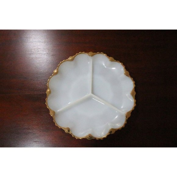 Anchor Hocking Fire King Teacup and Saucers Swirl Milk Gold Vint Glass  Set of 6 - Picture 10 of 11